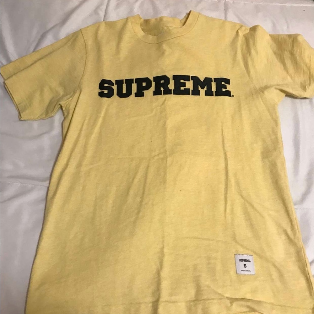 Supreme tee